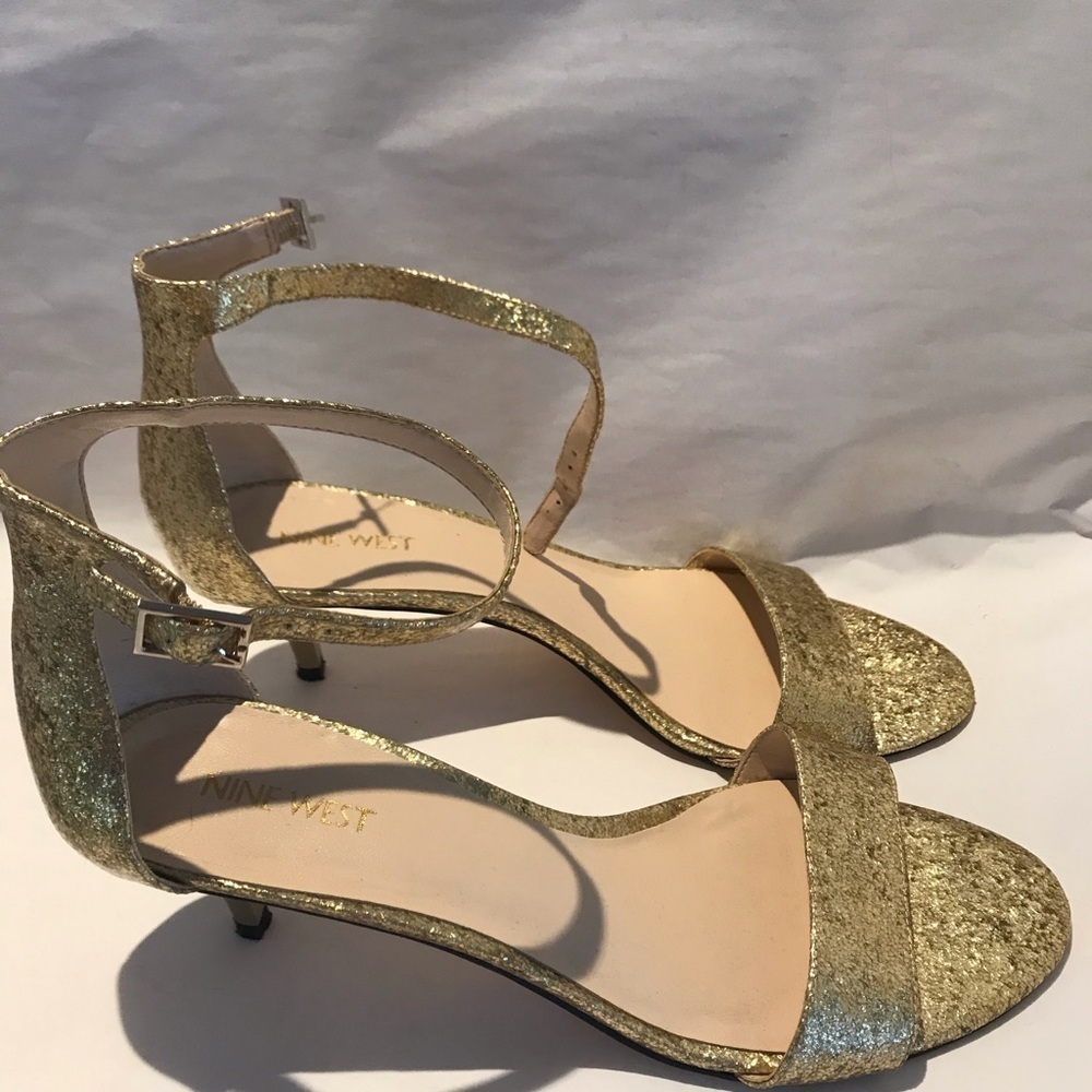 Party Shoes! - Picture 4 of 6